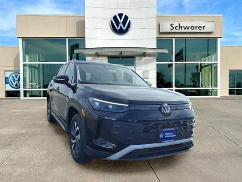 New 2026 Volkswagen Tiguan S image 6