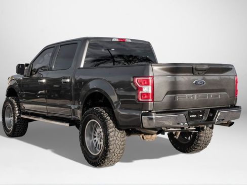 Used 2019 Ford F150 XLT image 8