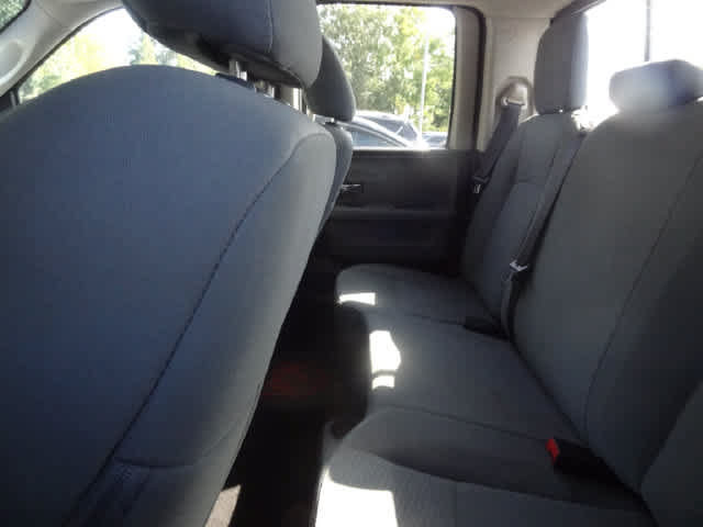 Used 2017 RAM 1500 Classic SLT AWD/4WD image 12