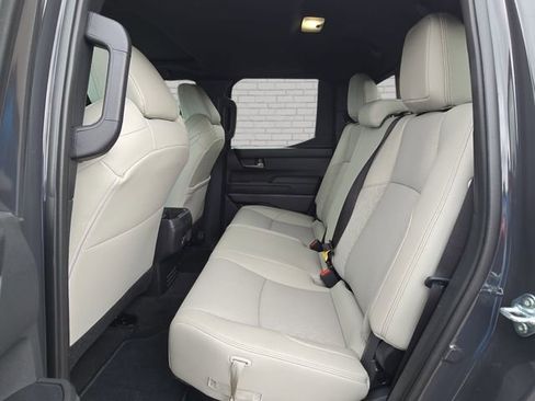 Used 2025 Toyota Tacoma Limited AWD/4WD image 14