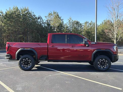 Used 2025 GMC Sierra 2500 AT4X image 33