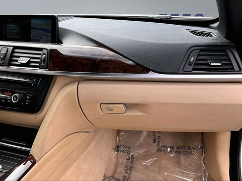 Used 2014 BMW 428i xDrive Convertible image 26