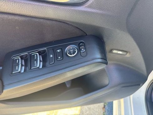 Used 2022 Honda Civic LX image 14