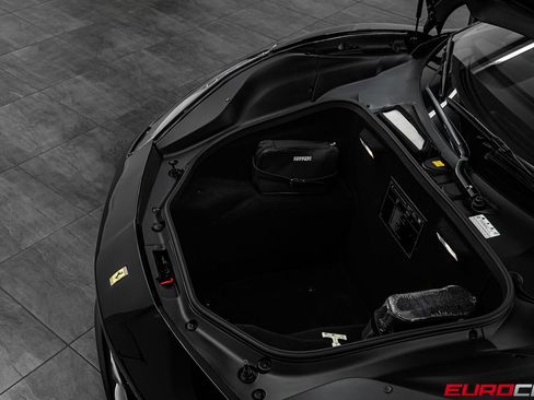 Used 2018 Ferrari 488 Spider RWD image 12