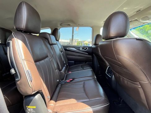 Used 2019 INFINITI QX60 Luxe w/ Essential Package FWD image 25