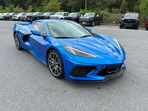 Used 2024 Chevrolet Corvette Stingray Premium Conv w/ Z51 Performance Package RWD image 3
