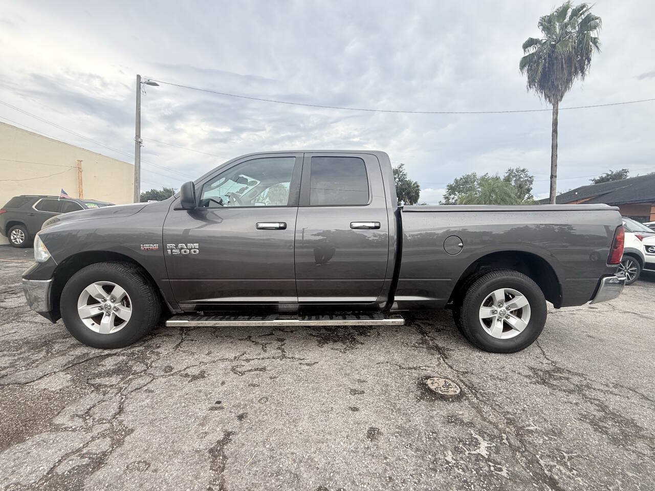 Used 2016 RAM 1500 Classic SLT RWD image 9