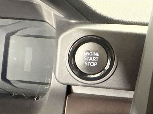 Certified 2024 Toyota Tacoma SR5 image 21