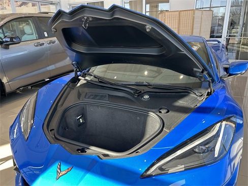 Used 2024 Chevrolet Corvette Stingray Coupe w/ Z51 Performance Package image 17