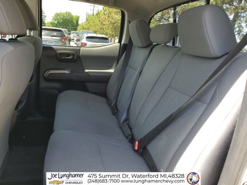Used 2019 Toyota Tacoma SR5 RWD image 22