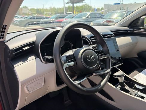 Used 2024 Hyundai Tucson SEL FWD image 18