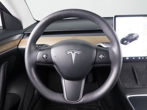 Used 2023 Tesla Model 3 image 19