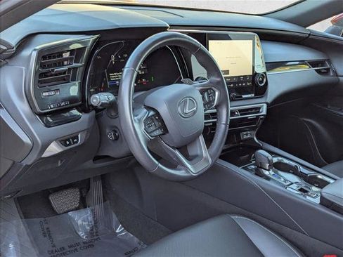 Used 2025 Lexus RX 350 FWD w/ Technology Package image 9