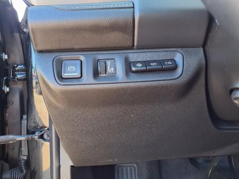 Certified 2023 GMC Acadia Denali w/ Trailering Package image 17