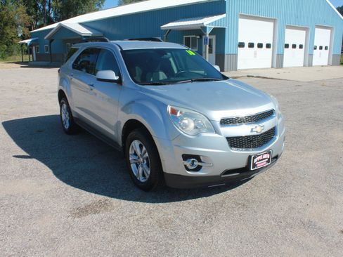 Used 2010 Chevrolet Equinox LT AWD/4WD image 3