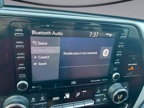 Used 2022 Toyota Highlander XSE FWD image 23
