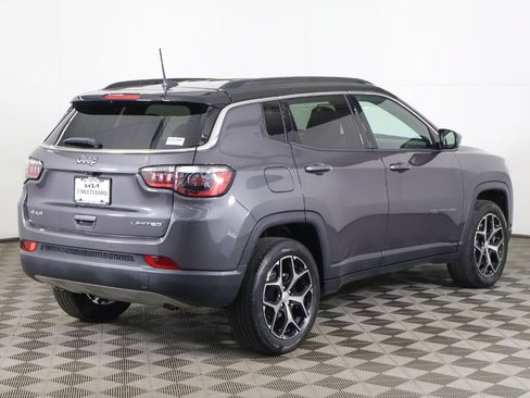 Used 2024 Jeep Compass Limited AWD/4WD image 9