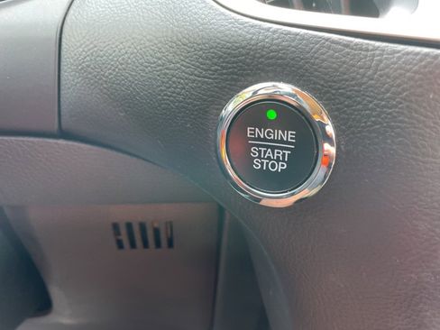 Used 2017 Ford Edge SEL w/ Equipment Group 201A image 22