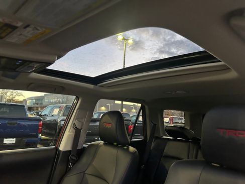 Certified 2024 Toyota 4Runner TRD Pro image 31