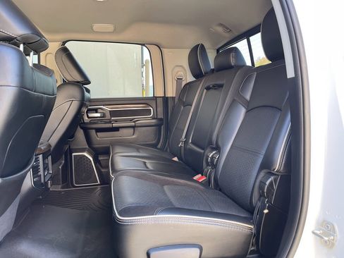 Used 2024 RAM 3500 Laramie AWD/4WD image 20