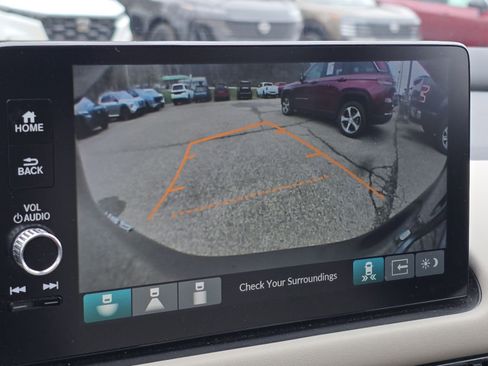 Used 2024 Honda HR-V EX-L image 8