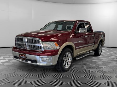 Used 2011 RAM 1500 Laramie w/ Chrome Accents Group AWD/4WD image 4