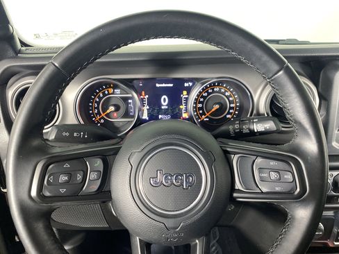 Used 2022 Jeep Wrangler Sport AWD/4WD image 18
