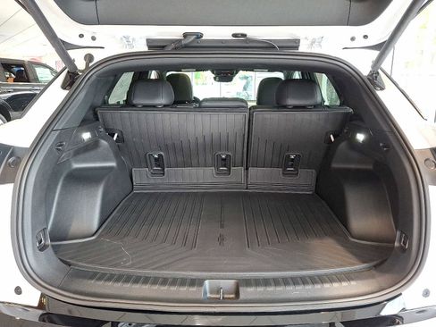 Used 2025 Chevrolet Blazer EV RS image 27