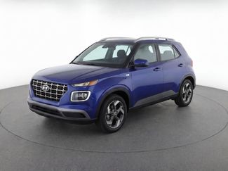 Used 2023 Hyundai Venue Limited FWD video 1