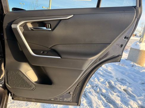 Used 2025 Toyota RAV4 XLE image 25