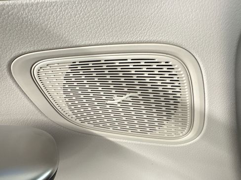 Certified 2026 Mercedes-Benz GLC 300 image 21