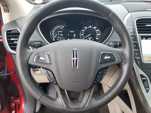 Used 2018 Lincoln MKX Reserve w/ Lincoln MKX Climate Package image 14