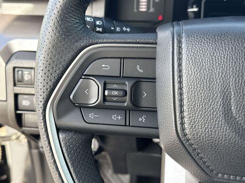 Certified 2025 Toyota Tacoma SR5 image 25