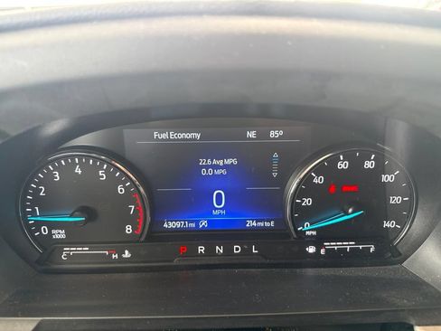 Used 2023 Ford Explorer XLT w/ Equipment Group 202A AWD/4WD image 22