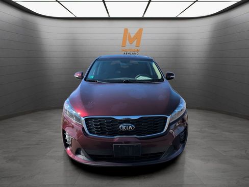 Used 2019 Kia Sorento LX image 8