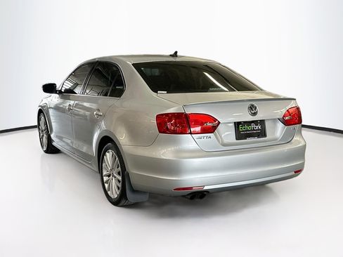 Used 2014 Volkswagen Jetta TDI FWD image 5