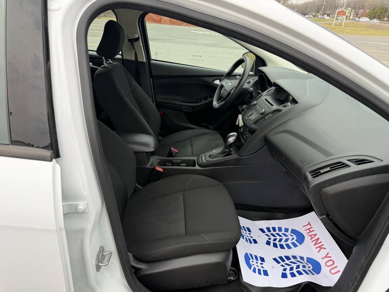 Used 2016 Ford Focus SE FWD image 10
