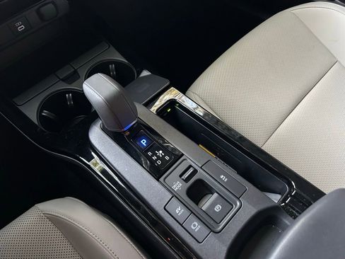 Used 2024 Toyota Prius XLE image 27