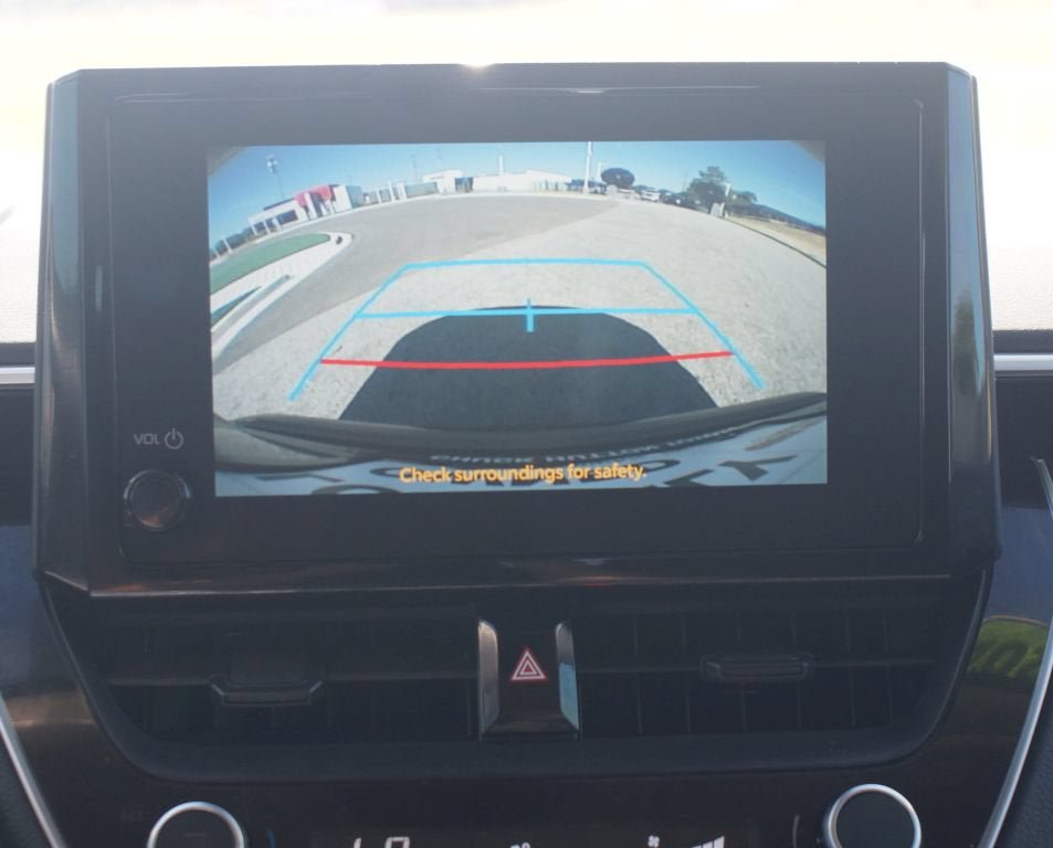 Used 2024 Toyota Corolla LE FWD image 7