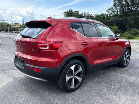 Certified 2023 Volvo XC40 B5 Plus w/ Driver Assist Package AWD/4WD image 5