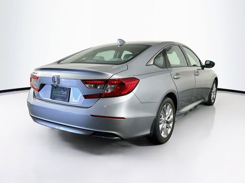 Used 2018 Honda Accord LX image 9