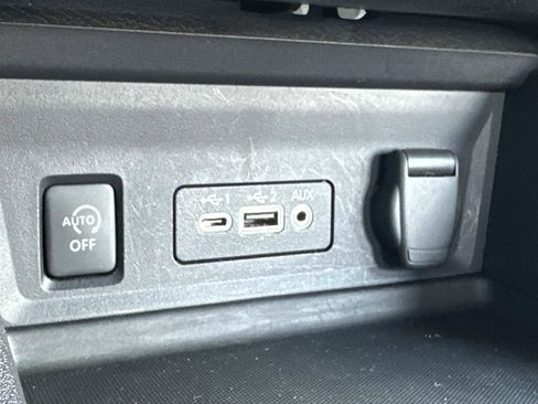 Used 2024 Nissan Sentra SV image 20