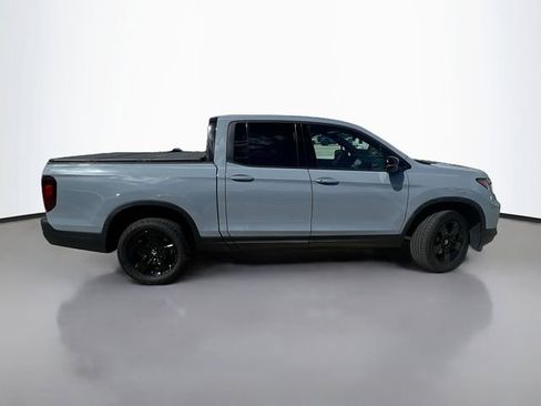 Used 2024 Honda Ridgeline Black Edition image 9