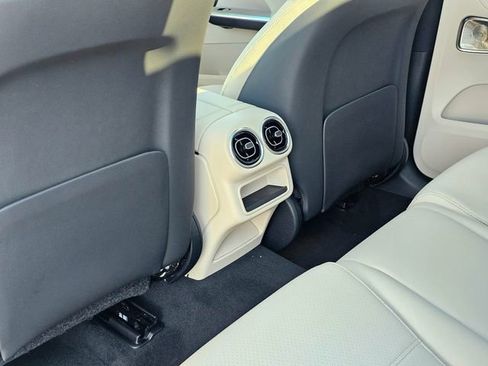New 2026 Mercedes-Benz GLC 300 4MATIC image 23