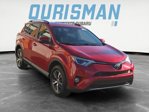 Used 2017 Toyota RAV4 XLE image 1