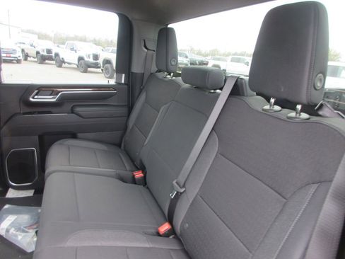 New 2026 GMC Sierra 2500 SLE w/ SLE Value Package; image 12