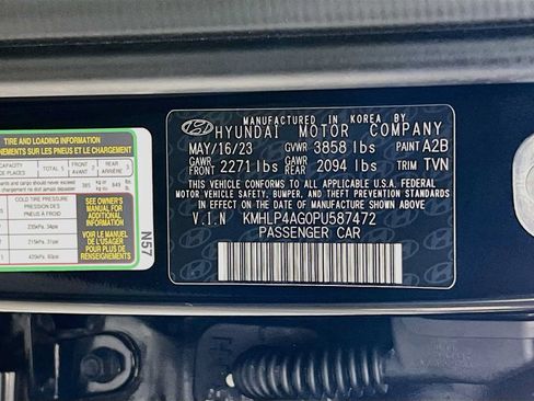 Certified 2023 Hyundai Elantra Limited FWD image 33