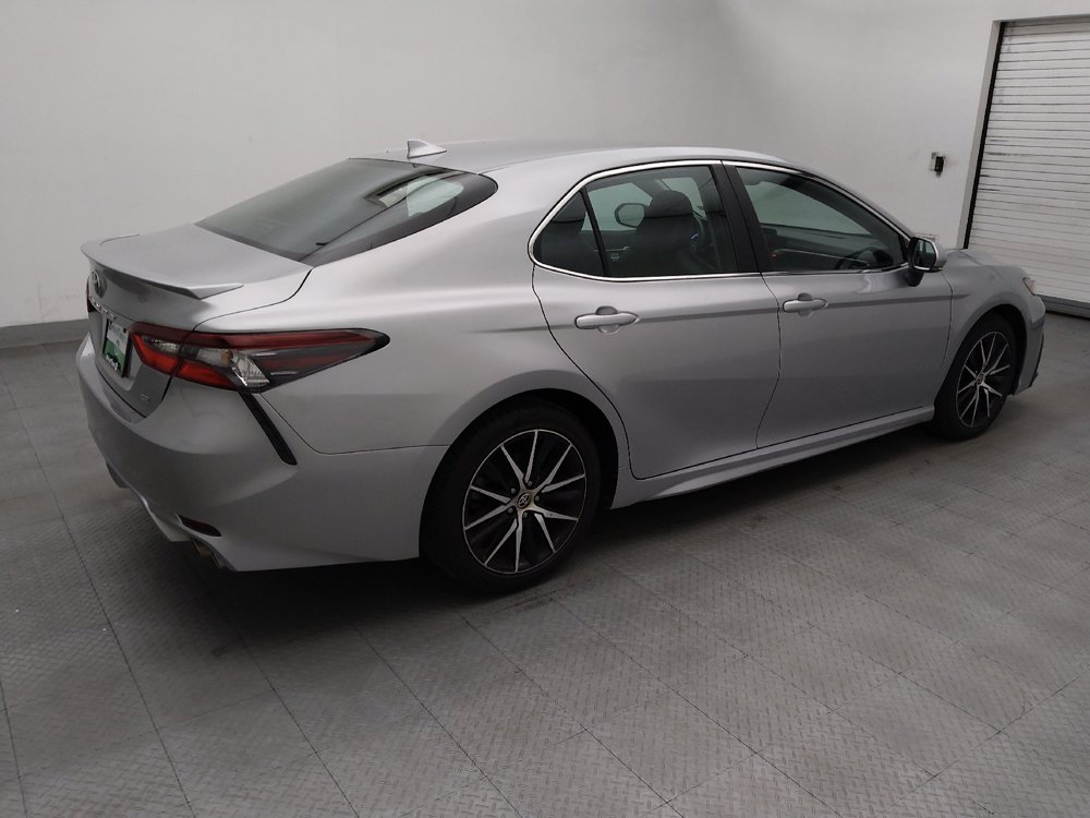 Used 2023 Toyota Camry SE FWD image 10