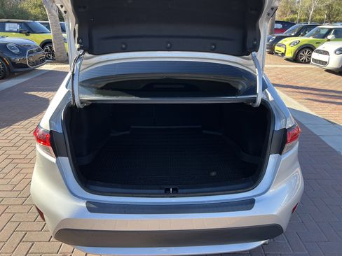 Used 2022 Toyota Corolla LE image 30