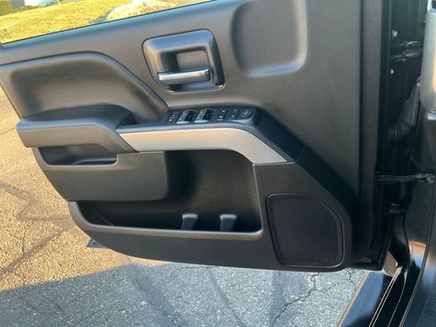 Used 2019 Chevrolet Silverado 1500 LT w/ All Star Edition image 10